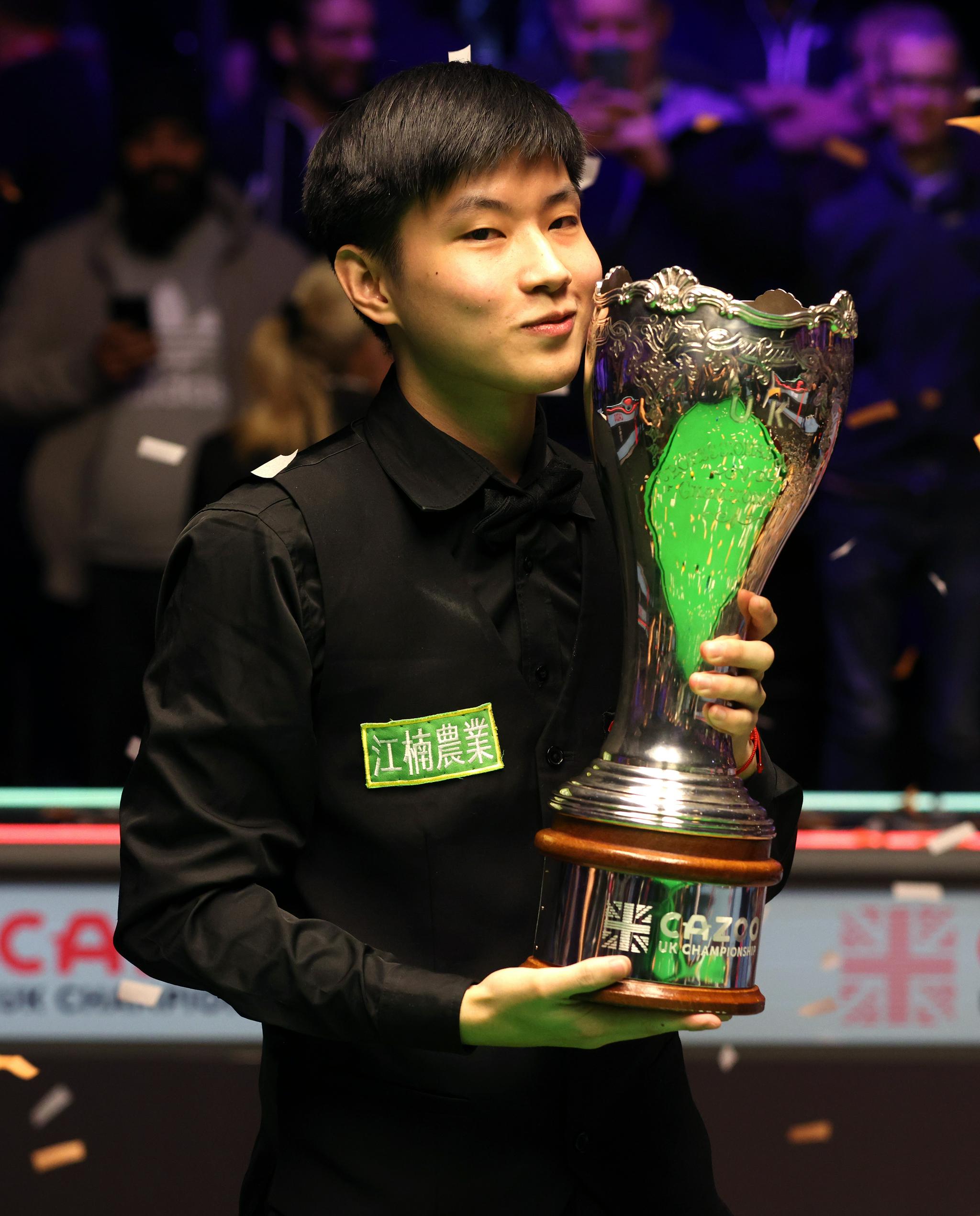 下了深刻的 下了深刻的